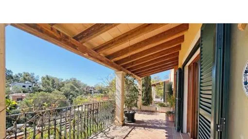 
                    SEMI-DETACHED HOUSE STEPS AWAY FROM THE BEACH IN PORTALS NOUS
                