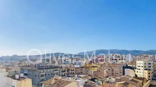 
                    CENTRALLY RENOVATED APARTMENT WITH HIGH QUALITY FINISHES
                