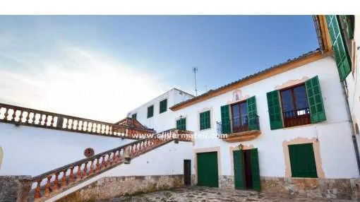 
                    POSSESSIO" OF THE XIX CENTURY FOR SALE WITH MANY POSSIBILITIES
                