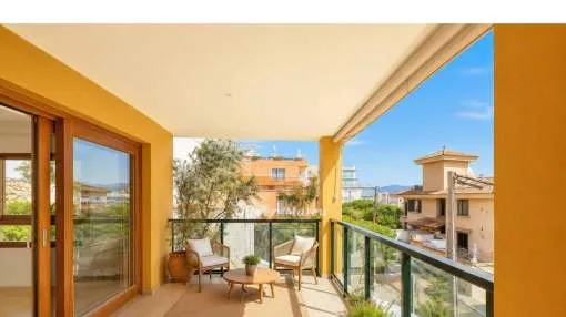
                    EXCLUSIVE PENTHOUSE WITH TERRACE AND PRIVATE SOLARIUM - PANORAMIC SEA VIEWS
                