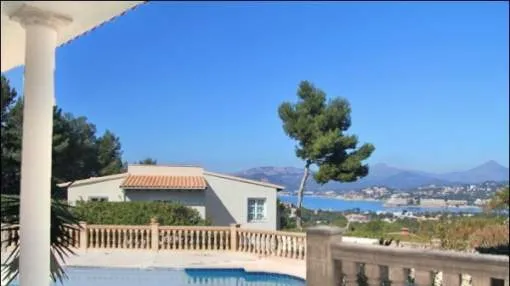 Elegant Mediterranean style sea view villa in Nova Santa Ponsa