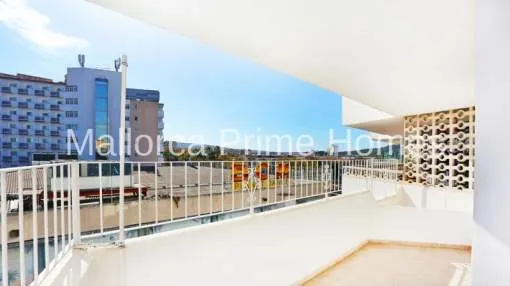 Centrally located apartment in the residence with pool in Magaluf
