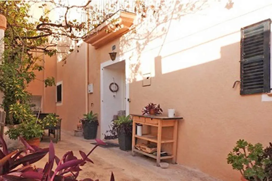 Charming townhouse in Andratx village