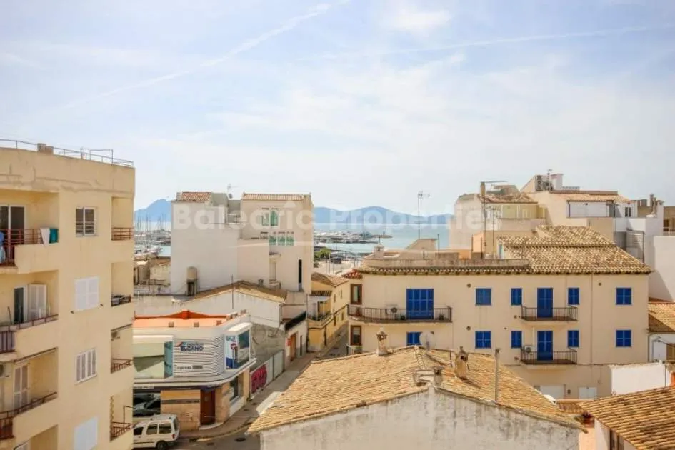 Outstanding corner penthouse for sale in Puerto Pollensa, Mallorca