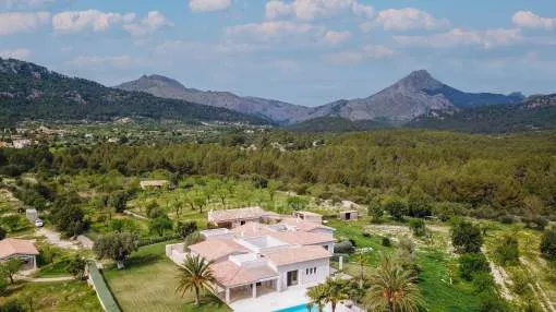 State-of-the-art finca with panoramic views for sale in Calviá, Mallorca