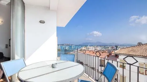 Fantastic penthouse apartment for sale by the sea in Puerto Pollensa, Mallorca 