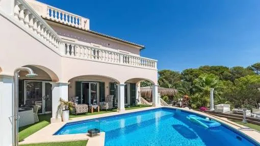 Luxurious Mediterranean-style villa with unique garden oasis and sea views