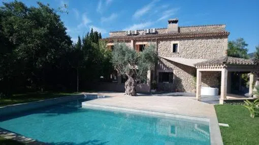 Exclusive family villa in Es Capdella