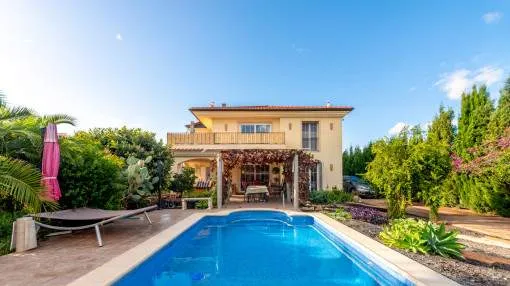 Spacious villa with pool in Sa Coma
