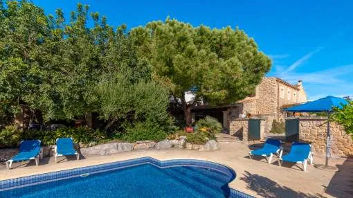 Traditional Mallorcan finca in the village of Arta with pool, picturesque garden and ample privacy-for rent from November to June