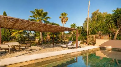 Mediterranean finca near Manacor with the possibility of keeping horses in idyllic surroundings