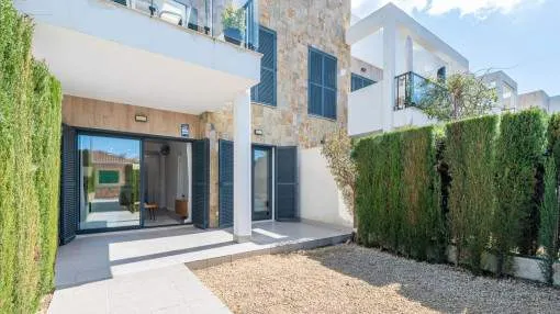 Charming Ground Floor Apartment with Private Garden and Communal Pool Close to the Sea in Cala Murada