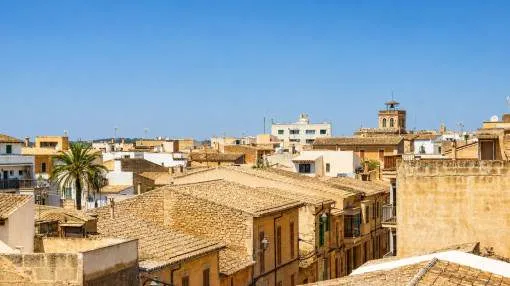 Modern penthouse apartment in Santanyí – centrally located, contemporary and with stunning views