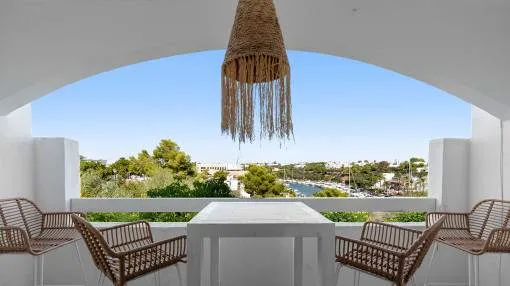 Stunning beach house apartment overlooking the Cala D'or Marina