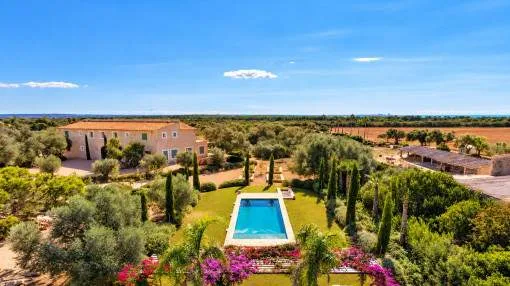 Enchanting natural-stone finca with guest-house, pool and views of Cabrera close to Es Trenc