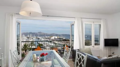 Stunning seaview apartment in Puerto de Pollensa