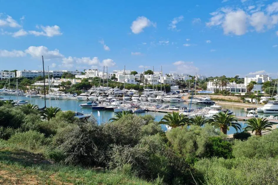 Plot in unbeatable area of the port in Cala d'Or