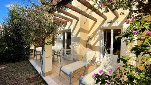 GROUND FLOOR TWO BEDROOM FLAT WITH SUNNY TERRACE IN SA RAPITA