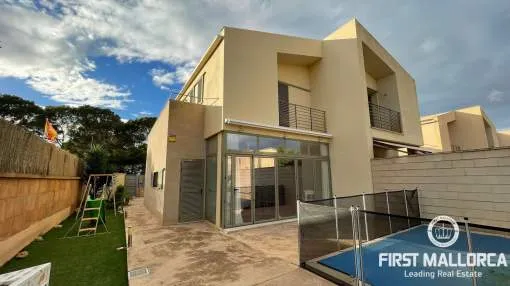 Spectacular villa with private pool for rent in Puig de Ros.