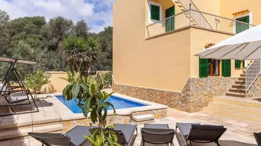 Large detached villa with swimming pool in Porto Colom for short term rental