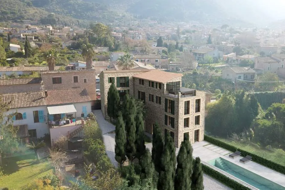 Great renovation project in Sóller