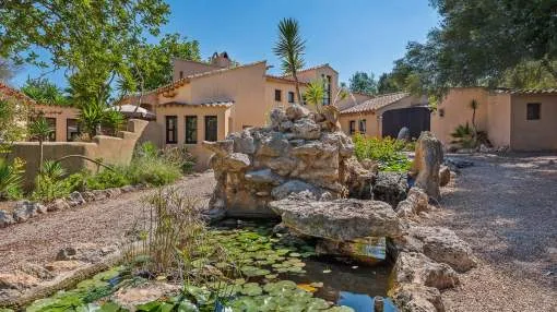 Charming finca in S'Alqueria Blanca with exotic pool and garden