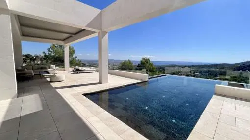 Spectacular designer villa with views over the bay in Son Vida