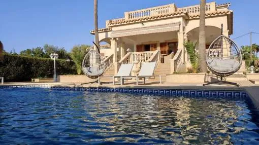5-bedroom villa with pool in Sa Torre