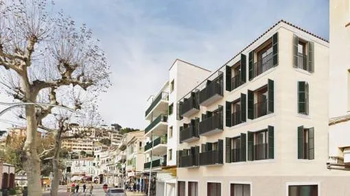 Exclusive 4 Bedroom Apartment in the First Line of Port de Sóller