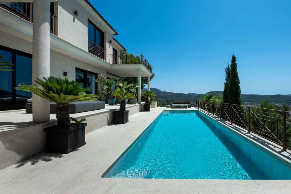 Spacious, relaxing sea view house in Puerto de Andratx Spacious, relaxing sea view house in Puerto de Andratx