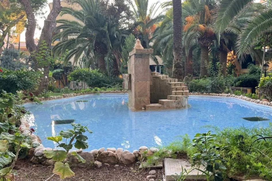 Unique Opportunity in the Renowned Ambassador Park Urbanization