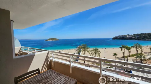 Frontline Penthouse with Stunning Sea Views – Short & Long-Term Rental