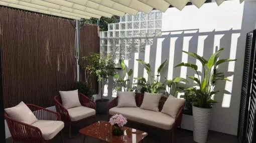 Modern Apartment with Private Terrace & Community Pool, Just Minutes from Santa Ponsa Beach