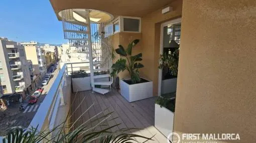 Spacious Penthouse with Private Rooftop Terrace in Son Dameto