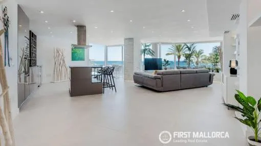 Luxury Designer Apartment with Panoramic Sea Views on Calvià Beach