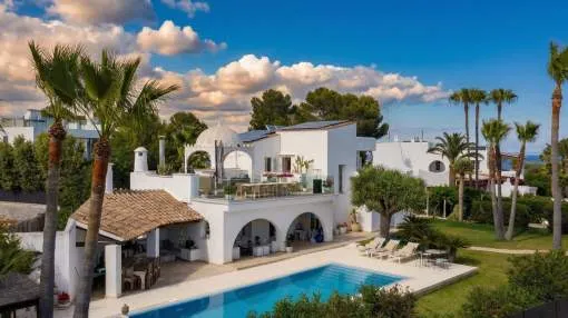 A Stylish Mediterranean Villa Along the Coast