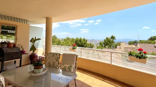 Charming Family Apartment in Bendinat with Panoramic  Views