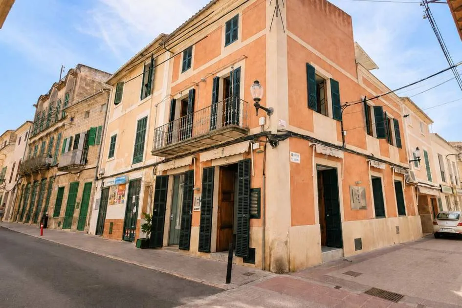 Historic townhouse in the old town of Felanitx