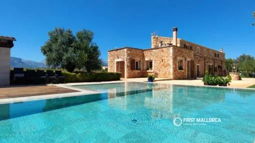Authentic Luxury Finca in Binissalem Available Until October