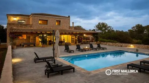 Exceptional Finca with an Independent Guest Suite and Private Pool