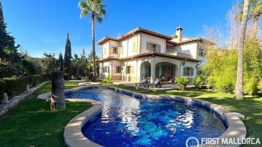 Exclusive Mallorcan Villa in Consell with private Pool, beautiful garden and garage