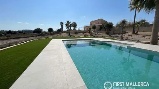 Spectacular Modern Finca with Pool and Panoramic Views in Lloret de Vistalegre