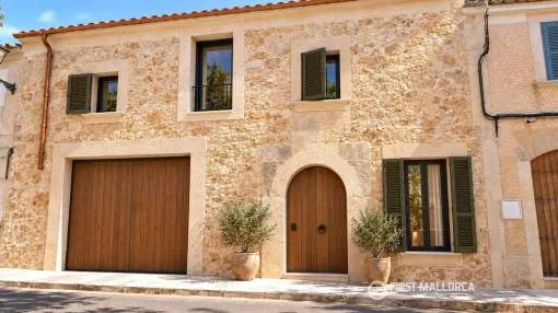 Fully reformed historic townhouse with modern comfort in the heart of Santanyí