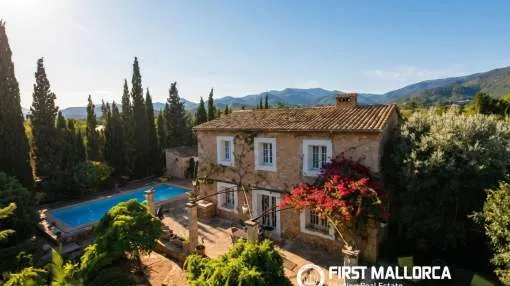 Fantastic finca with a large garden between Bunyola and Santa María
