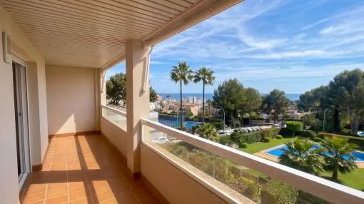 Beautiful Apartment with Sea Views and Large Rooftop Terrace in Bonanova
