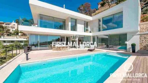 Sea view villa with modern architecture in Costa d'en Blanes above Puerto Portals