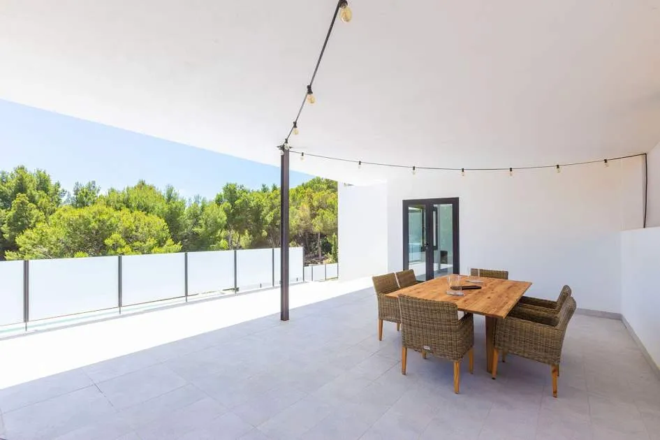 Modern minimalist style villa in preferred quiet neighbourhood