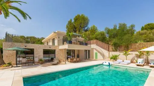 New-build villa with panoramic views and exclusive finishes