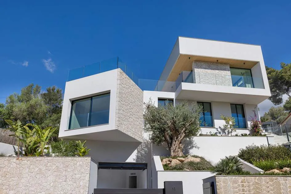 Magnificent villa in one of the best residential areas in the southwest Magnificent villa in one of the best residential areas in the southwest