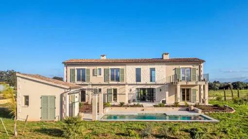 Modern new-build finca with vineyard and panoramic views in